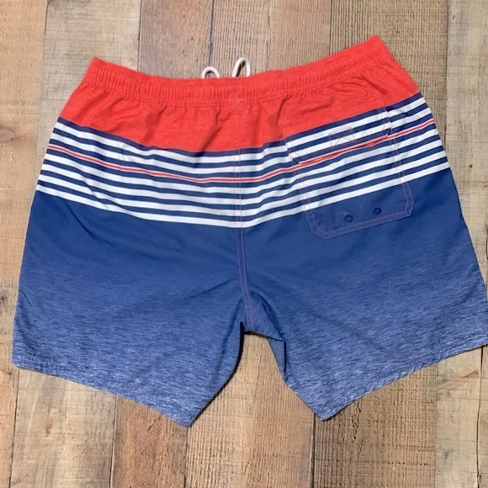 Vineyard Vines Lot of 2 Mens Size Large Swim Trunks Shorts Lined Striped